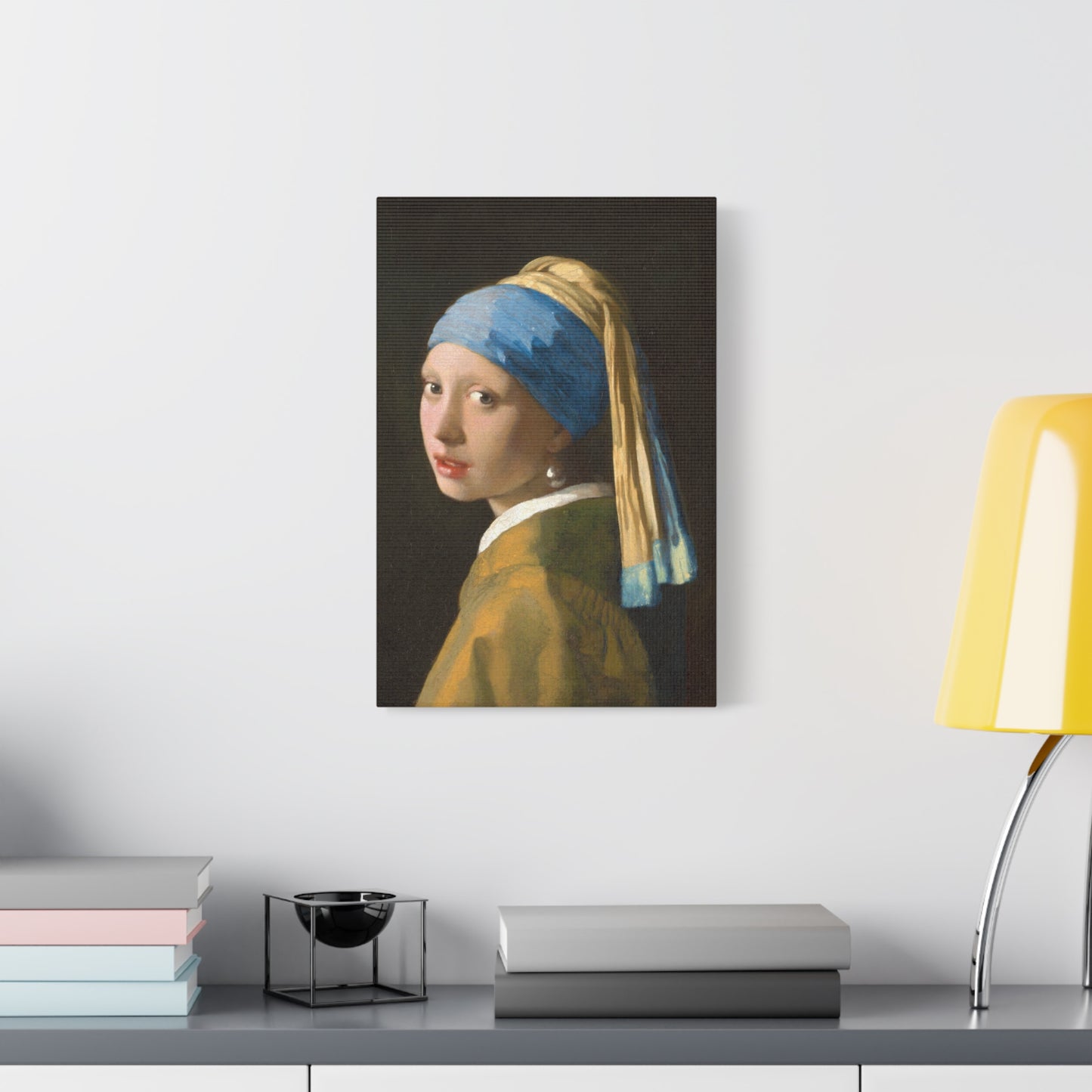 Girl with a Pearl Earring By Johannes Vermeer