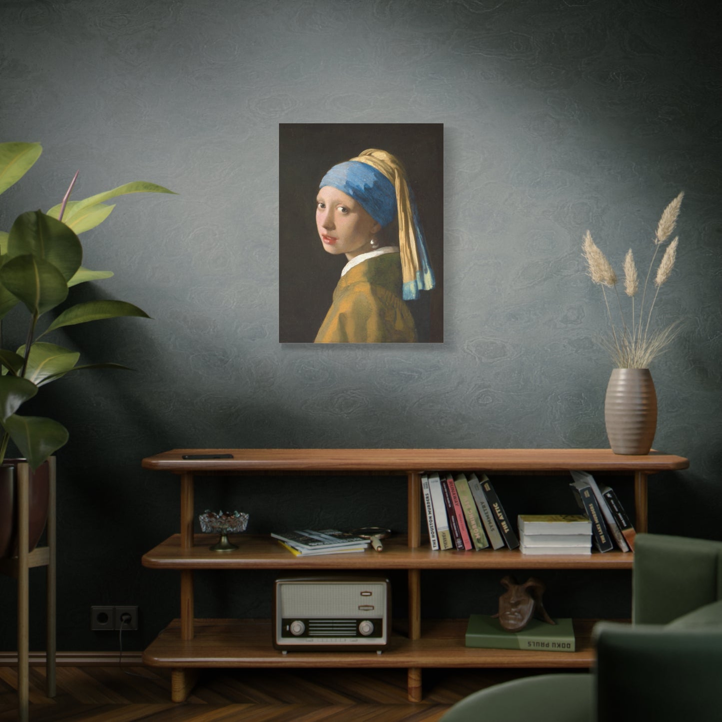 Girl with a Pearl Earring By Johannes Vermeer