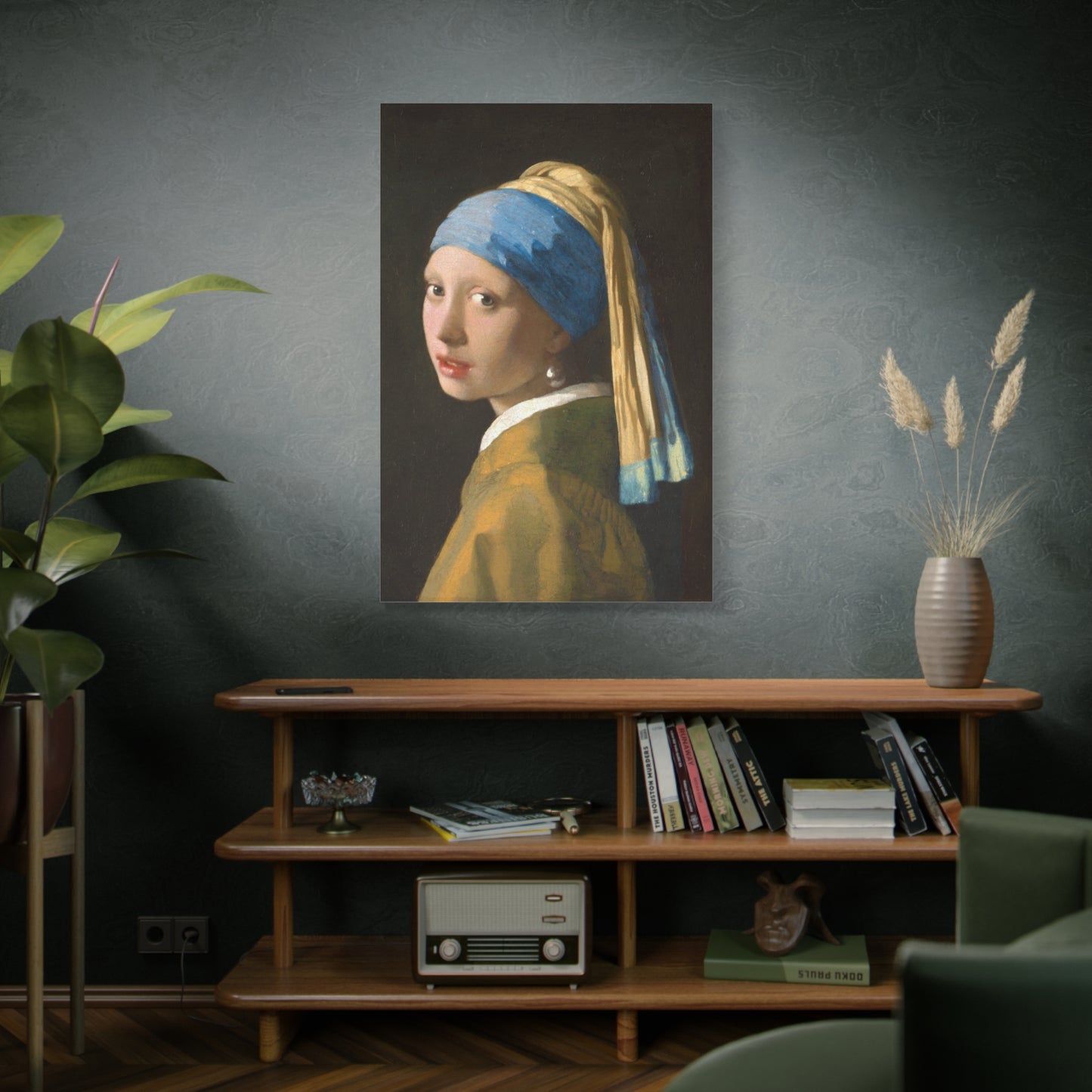 Girl with a Pearl Earring By Johannes Vermeer