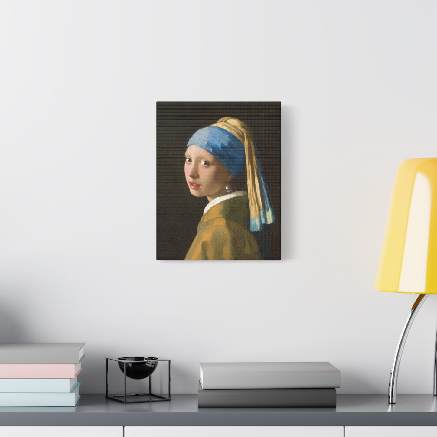 Girl with a Pearl Earring By Johannes Vermeer